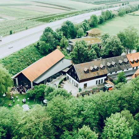 Hotel Waldvogel Leipheim Exteriér fotografie